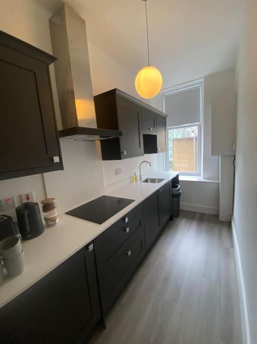 Appartamento 4 Smithhills Central 2 Bed Sleeps 4 Paisley Esterno foto